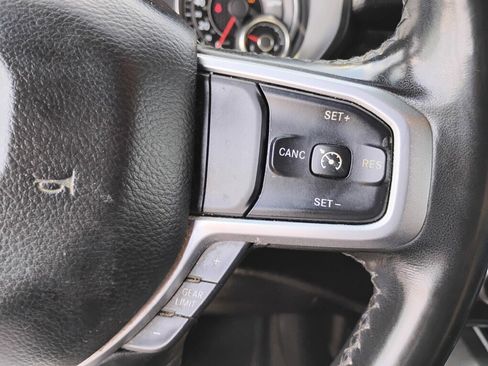 Used 2019 RAM 1500 Big Horn AWD/4WD image 22