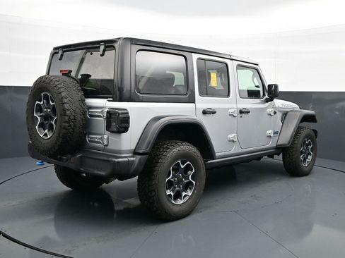 Used 2023 Jeep Wrangler Unlimited Rubicon 4xe w/ Cold Weather Group AWD/4WD image 7