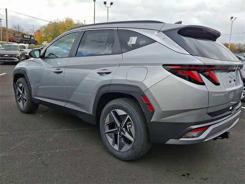 New 2026 Hyundai Tucson SEL image 3