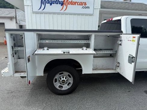 Used 2019 Chevrolet Silverado 2500 W/T w/ WT Convenience Package RWD image 6