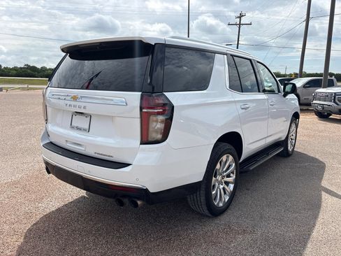 Used 2021 Chevrolet Tahoe Premier w/ Premium Package RWD image 6