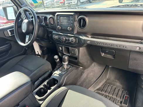 Used 2019 Jeep Wrangler Unlimited Sport AWD/4WD image 12