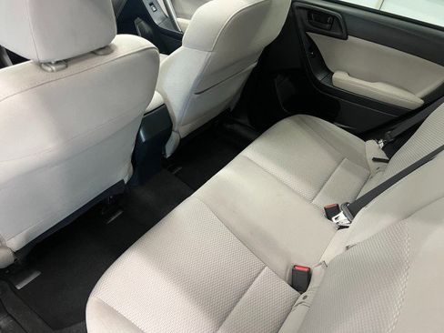 Used 2015 Subaru Forester 2.5i Premium image 35