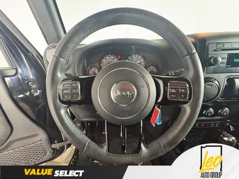Used 2016 Jeep Wrangler Sahara AWD/4WD image 8