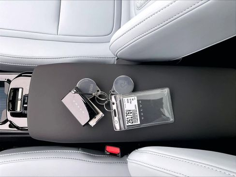 New 2026 Volvo EX30 Ultra w/ Climate Package image 35