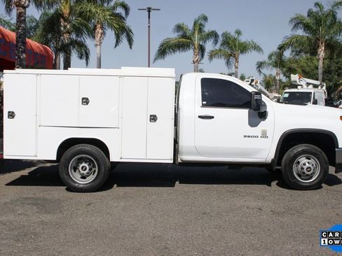 Used 2020 Chevrolet Silverado 3500 W/T w/ WT Convenience Package image 10