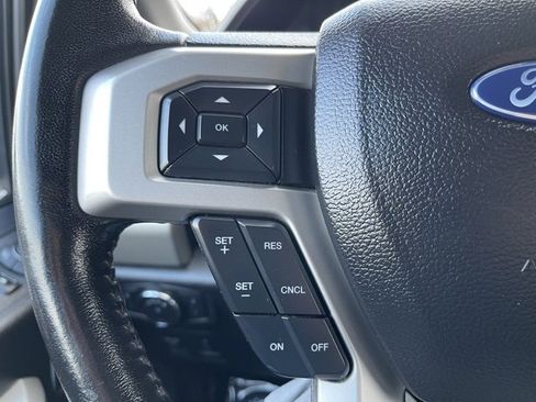 Used 2018 Ford F150 Lariat image 16