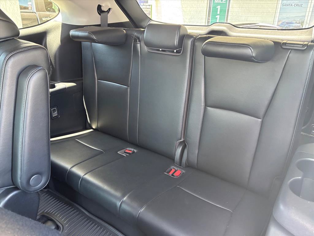 Used 2023 Toyota Highlander Limited AWD/4WD image 12