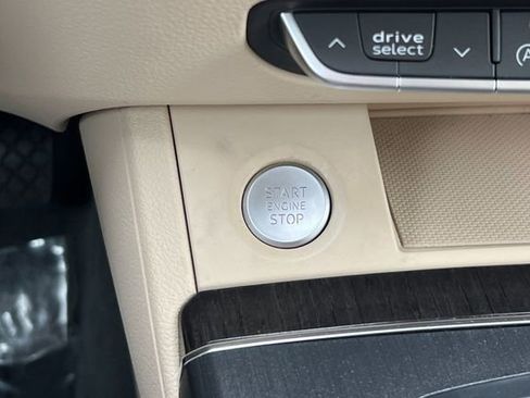 Used 2020 Audi Q5 2.0T Premium image 25