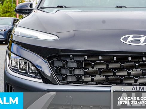 Used 2023 Hyundai Kona Limited image 12
