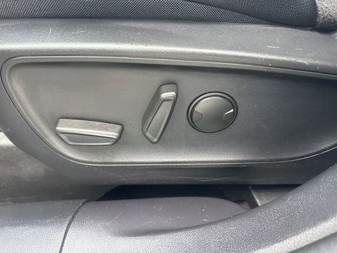 Used 2022 Ford Escape SEL image 10