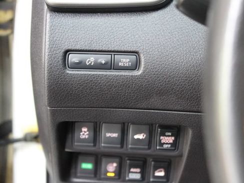 Used 2016 Nissan Rogue SL AWD/4WD image 15