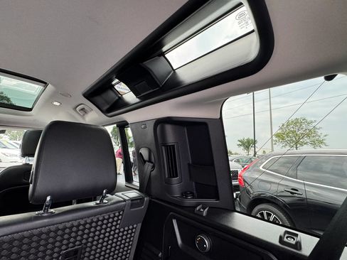 Used 2020 Land Rover Defender 110 First Edition AWD/4WD image 52