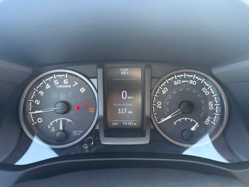 Used 2017 Toyota Tacoma TRD Pro AWD/4WD image 27