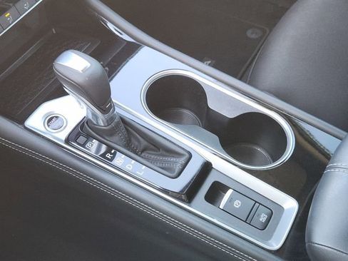 Certified 2024 Nissan Altima 2.5 SV w/ SV Premium Package image 18