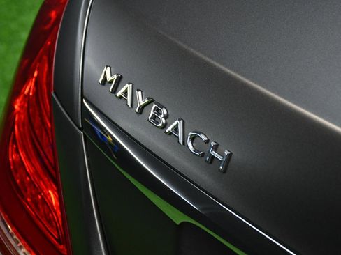 Used 2016 Mercedes-Benz Maybach S 600 image 12