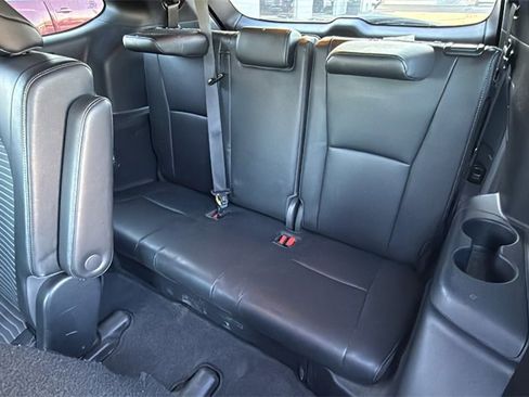 Used 2023 Toyota Highlander XSE image 15