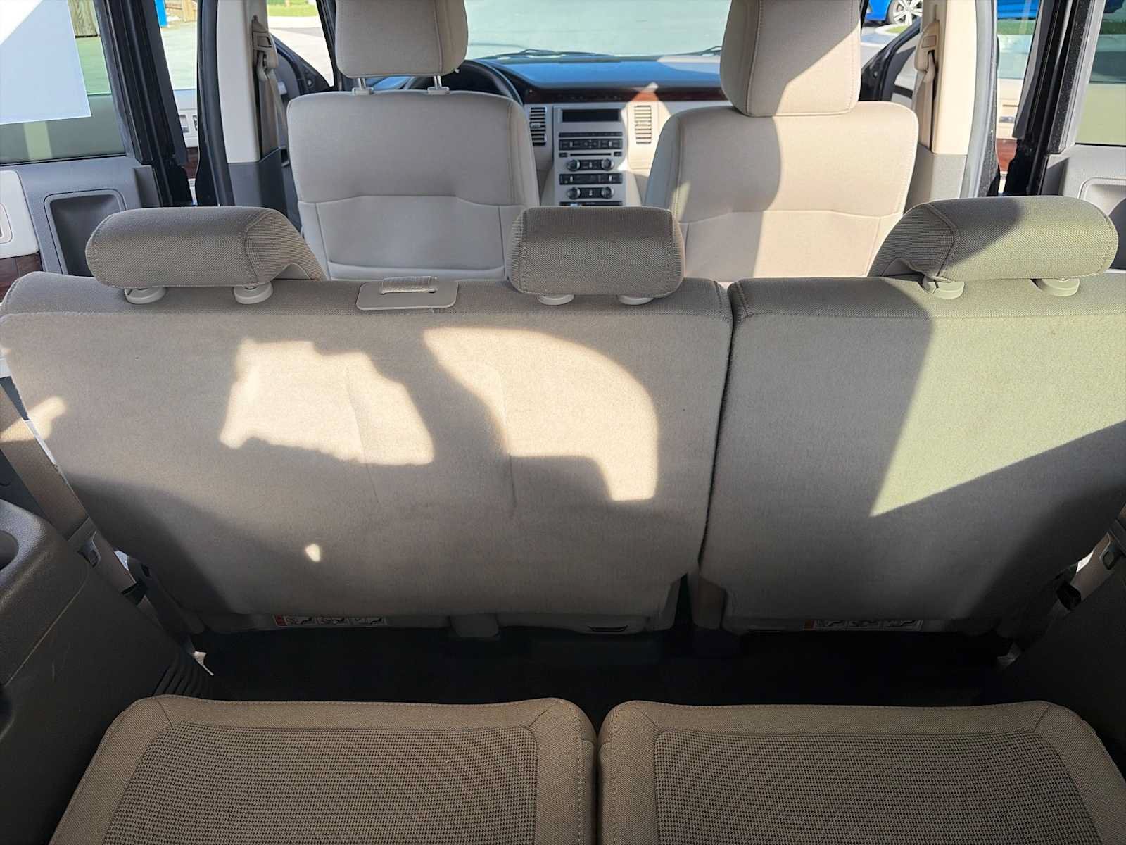 Used 2011 Ford Flex SEL w/ Rapid Spec Order Code FWD image 25