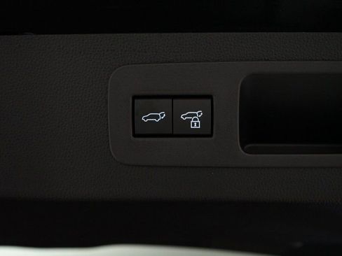 Used 2026 Lexus LX 600 4WD w/ Luxury Package image 38