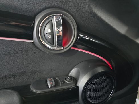Used 2022 MINI Cooper S FWD image 13