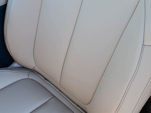 New 2025 Jeep Grand Cherokee Limited image 25