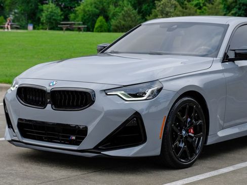 Used 2025 BMW M240i Coupe w/ Premium Package RWD image 8