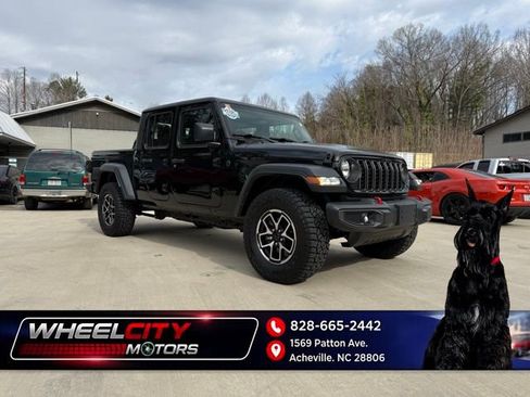 Used 2024 Jeep Gladiator Sport AWD/4WD image 1