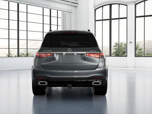 New 2026 Mercedes-Benz GLS 580 4MATIC image 37