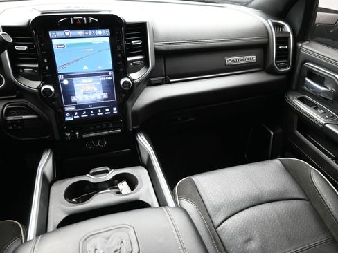 Used 2023 RAM 2500 Laramie w/ Night Edition AWD/4WD image 37