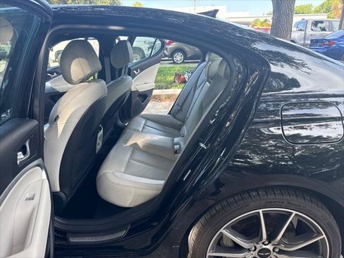 Used 2025 Genesis G70 2.5T AWD/4WD image 17