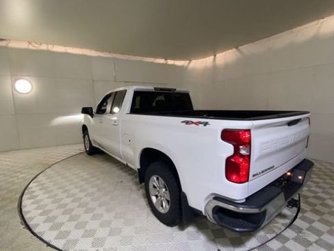 Used 2020 Chevrolet Silverado 1500 LT w/ All-Star Edition image 9