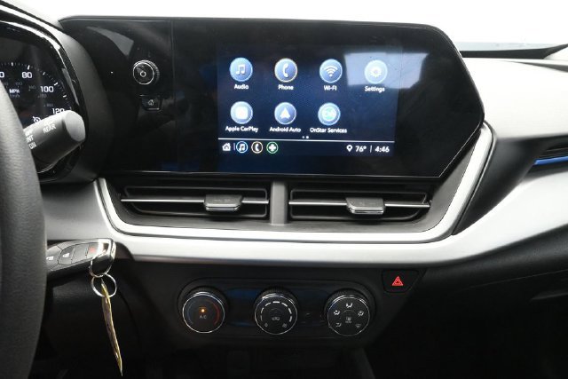 Used 2024 Chevrolet Trax LS FWD image 39