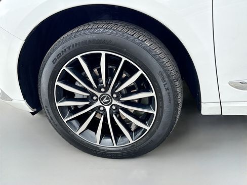 Used 2025 Acura RDX SH-AWD w/ Advance Package image 43