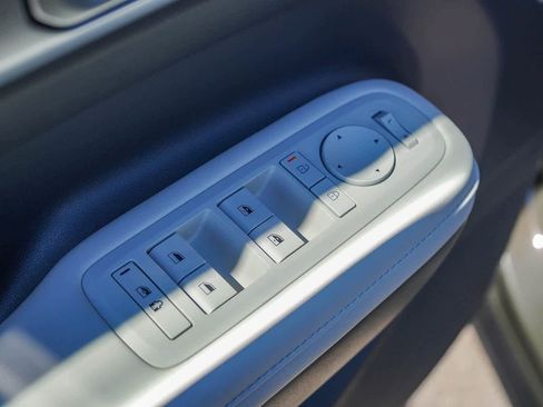 Used 2025 Hyundai Santa Fe SEL image 20