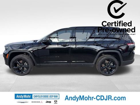 Certified 2025 Jeep Grand Cherokee L Limited w/ Black Appearance Package image 4