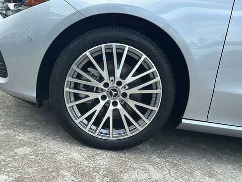 Used 2025 Mercedes-Benz CLA 250 image 10