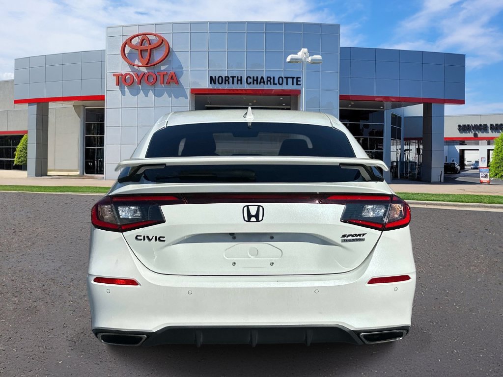 Used 2022 Honda Civic Sport Touring image 5