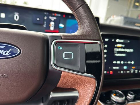 Certified 2025 Ford Expedition Max King Ranch image 19