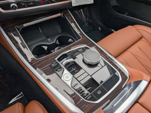 New 2026 BMW X5 xDrive40i w/ M Sport Package image 27