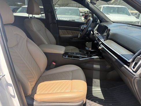 Used 2026 Kia Sorento SX Prestige w/ Olive Brown Leather Package AWD/4WD image 26
