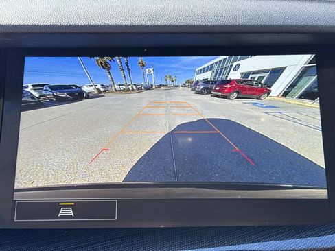 Used 2022 Buick Envision Essence w/ Sport Touring Package FWD image 26
