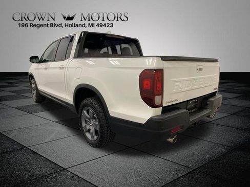 Certified 2024 Honda Ridgeline TrailSport image 4