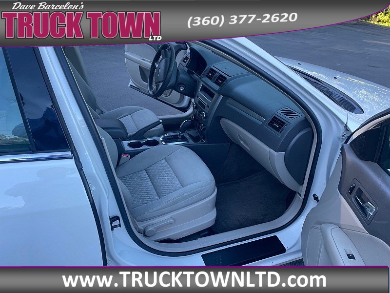 Used 2010 Ford Fusion SE FWD image 13