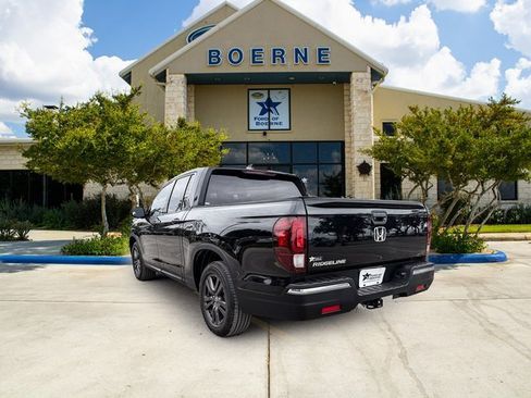Used 2019 Honda Ridgeline Sport image 3