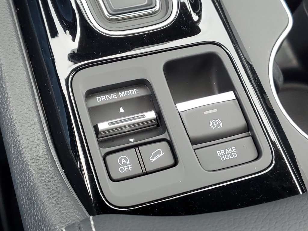 Certified 2025 Honda Pilot Elite image 33