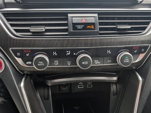 Certified 2022 Honda Accord Touring image 18