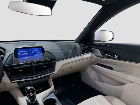 Used 2023 Cadillac CT4 Premium Luxury RWD image 25