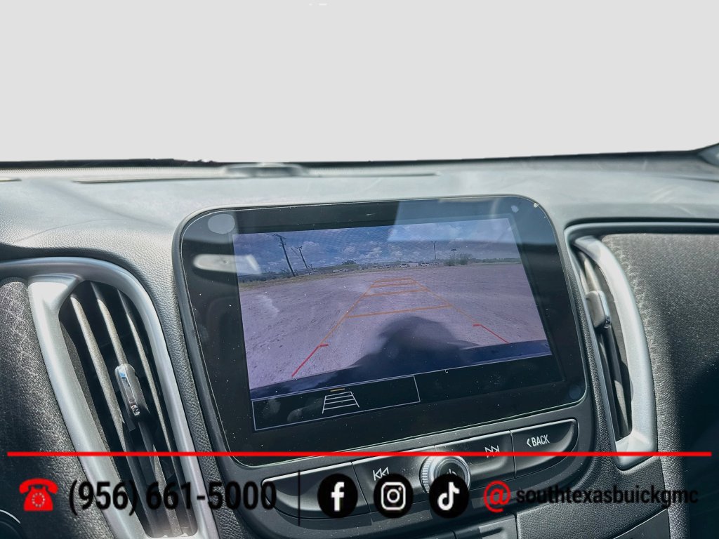 Used 2025 Chevrolet Malibu LS FWD image 17