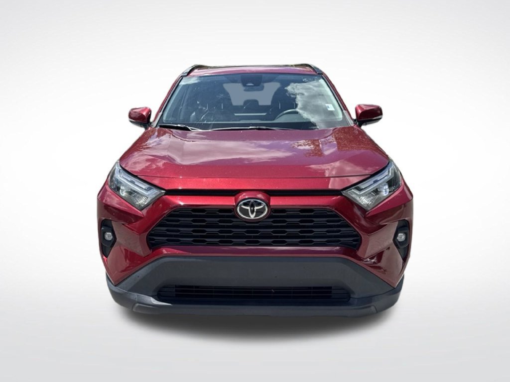 Used 2023 Toyota RAV4 XLE Premium FWD image 3