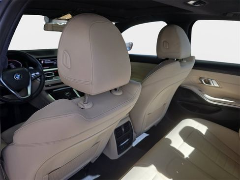 Used 2019 BMW 330i 330i w/ Convenience Package image 13